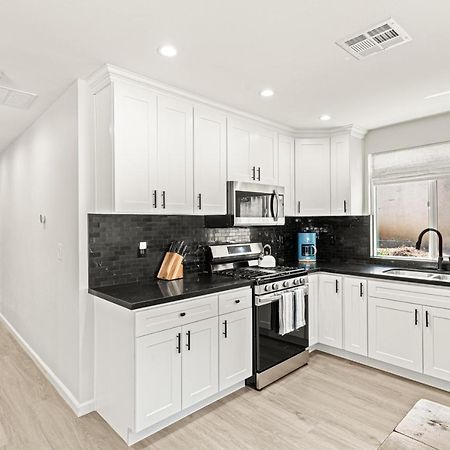 Estepa Unit #3 By Pmi Thousand Oaks Extérieur photo